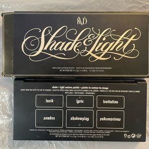 Kat Von D Shade & Light Refillable Contour Pallet! Opened box- never used